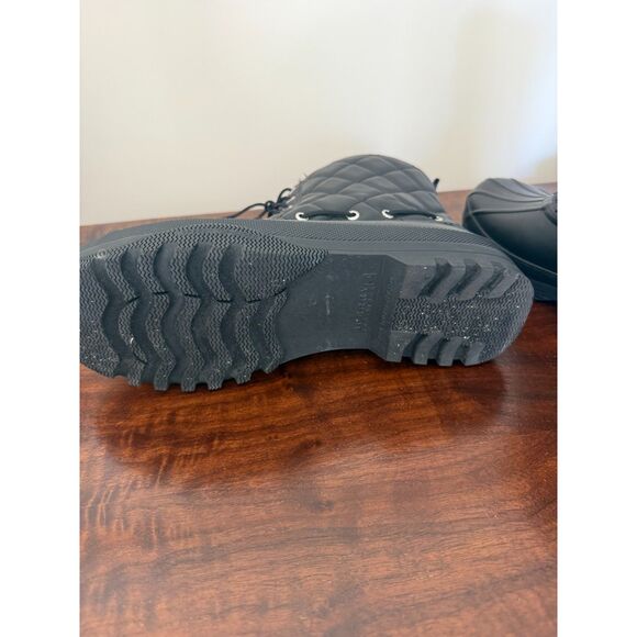 Women's Black Quilted Rubber Winter Boots 9 - Picture 6 of 6